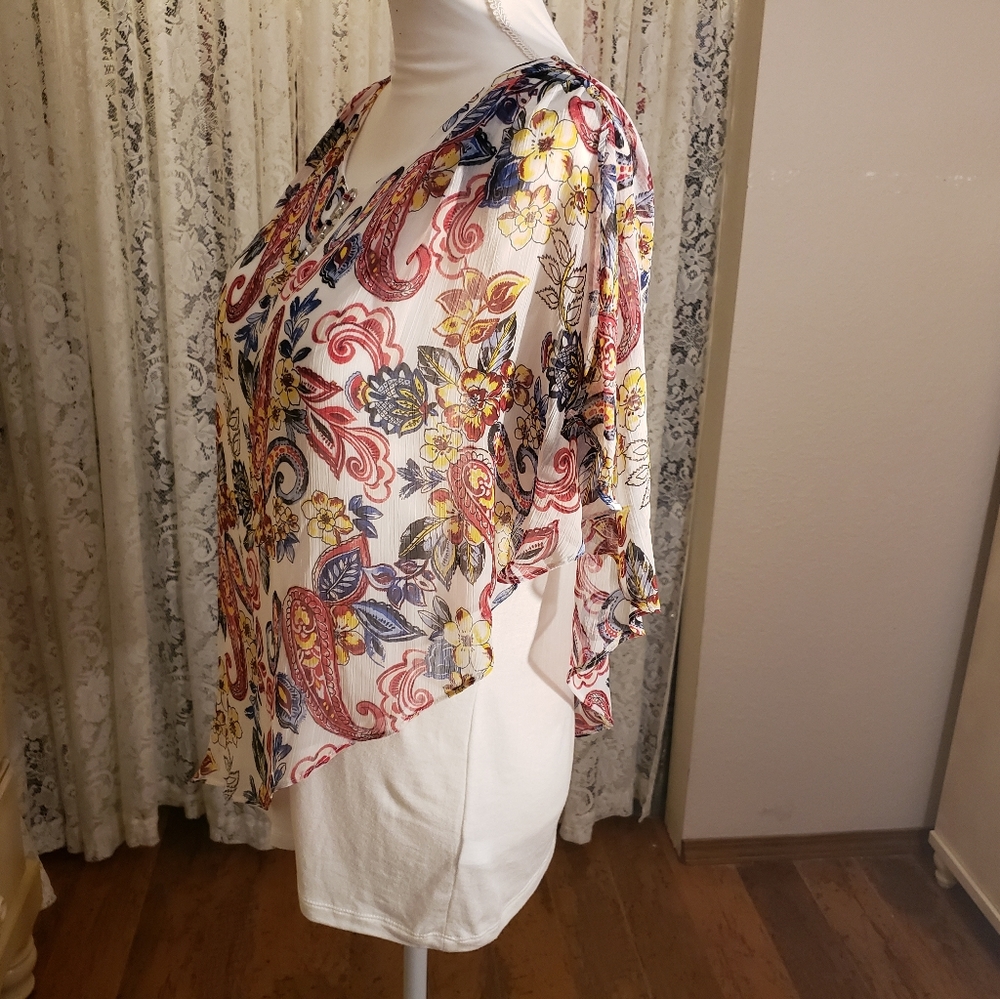 NWT Apt. 9 Petite Top - Picture 2 of 7